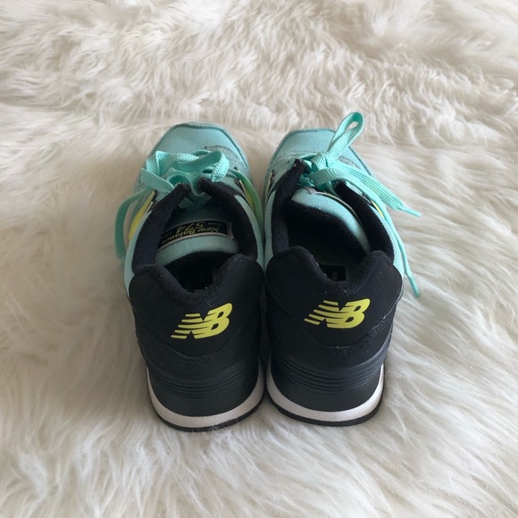 WOMENS NEW BALANCE 574 size 7 - Picture 3 of 7
